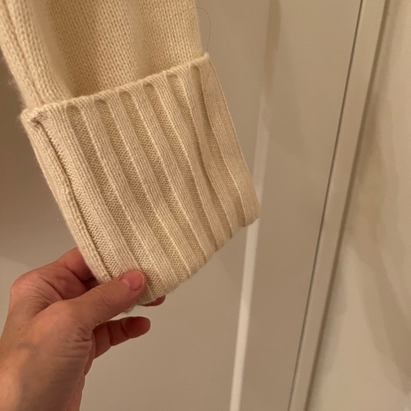 Wilfred “Lux” cashmere turtleneck sweater nwt - Picture 6 of 11